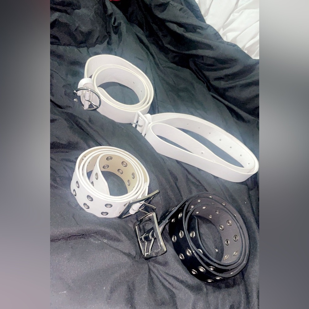 Pack of 4 belts !